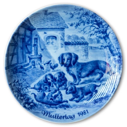 Berlin Design mother's day plate 1981 (German Text)