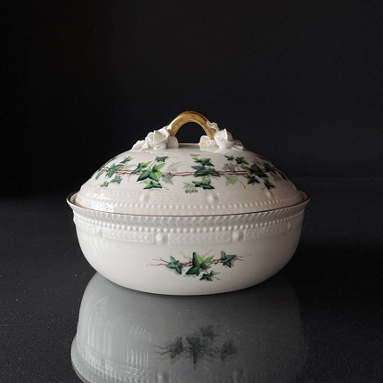 Seltene Deckelschale mit Efeu-Dekoration Nr. 172 oder xx/3568, rund, Fassungsvermögen, Royal Copenhagen.